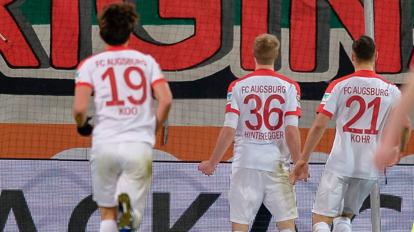 Bundesliga: rallenta il Lipsia, contro l’Augsburg è 2-2. E ora il Bayern può allungare preview