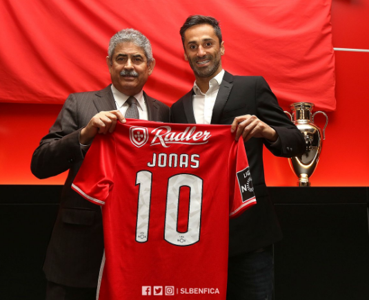 Ufficiale: Benfica-Jonas, avanti fino al 2019 article-post