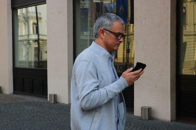 Mourinho chiarisce: “Niente mercato. A Zagabria per far visita ad alcuni amici” preview