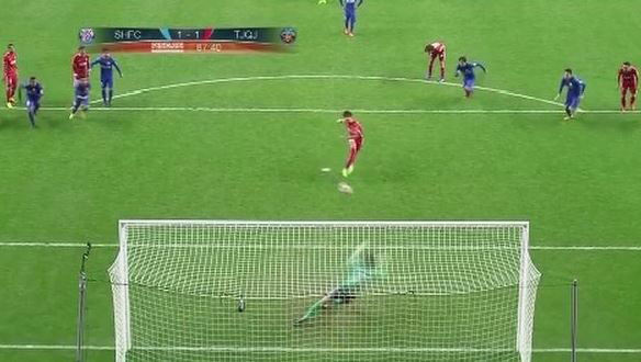 Pato da incubo: sbaglia il rigore e l’avversario lo deride preview