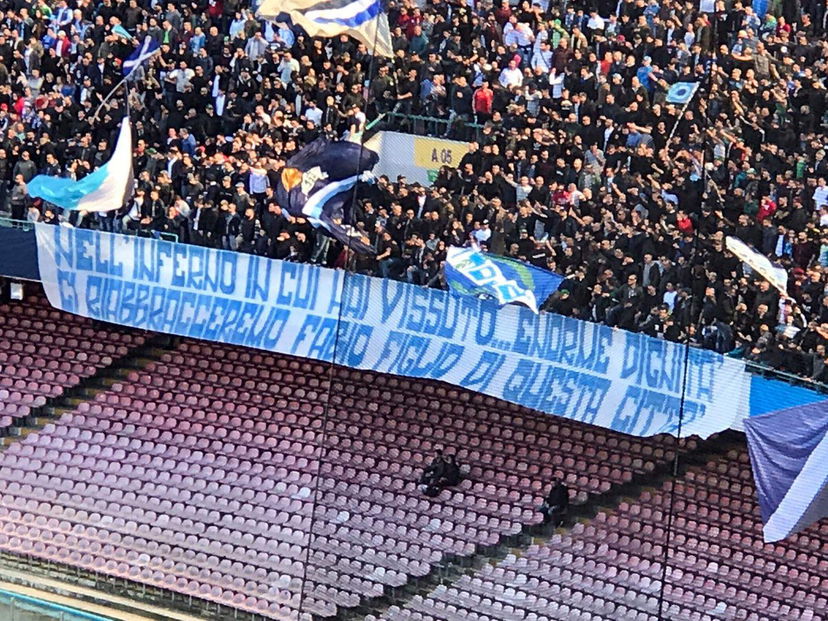 Napoli, bellissimo striscione per Quagliarella. E lui: “Sono emozionato” preview