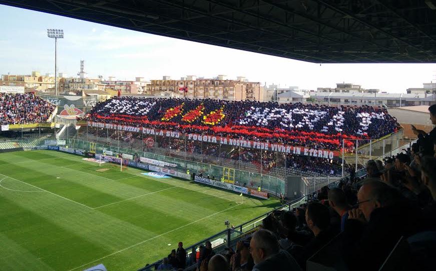 Caso tifosi Foggia-Iemmello: disposto il Daspo agli invasori di campo article-post