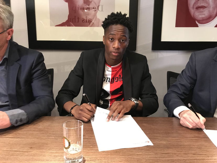 Ufficiale: Kongolo-Feyenoord, avanti fino al 2019 preview