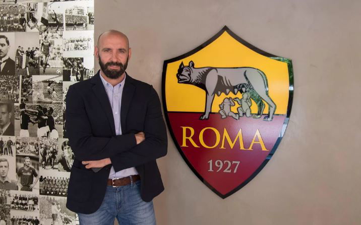 Monchi: “Normale ci siano trattative con il mercato aperto, la situazione di Dzeko non è cambiata. Su Schick…” article-post