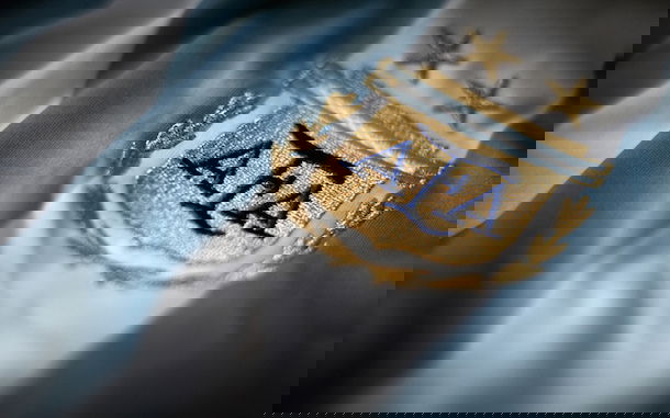 “Come rimorchiare le ragazze russe”, il manuale ideato dalla Federcalcio argentina: è bufera preview