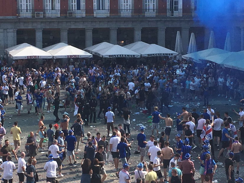 Tifosi Leicester, che brutto spettacolo: altri scontri a Madrid preview