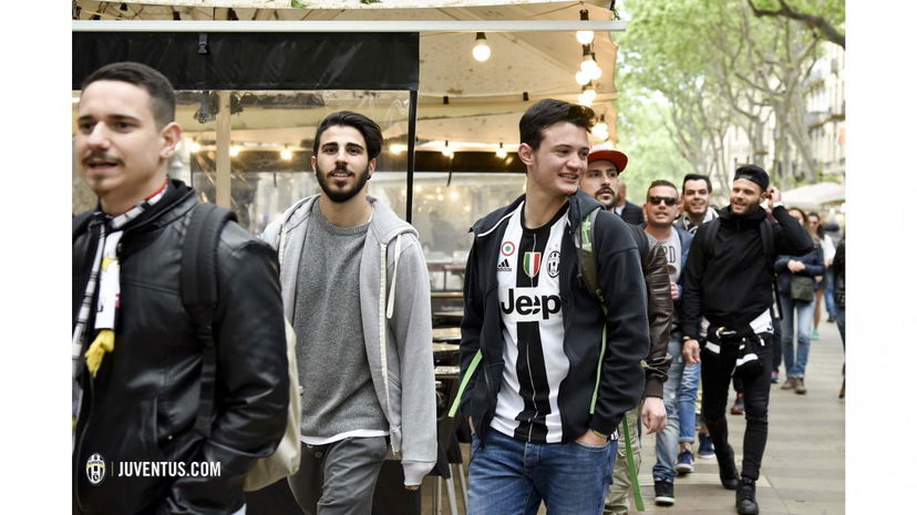 Rambla bianconera, 4000 tifosi della Juve a Barcellona preview