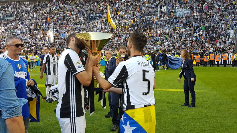 Juve campione, è festa allo Stadium. Le foto preview