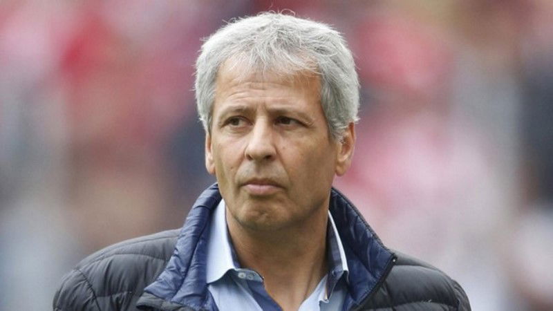 Il Nizza non libera Favre: “Niente Borussia Dortmund, resta qui”. Il comunicato article-post