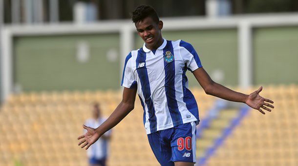 Ufficiale: Porto, blindato fino al 2022 l’attaccante Galeno. Clausola da 40 milioni preview