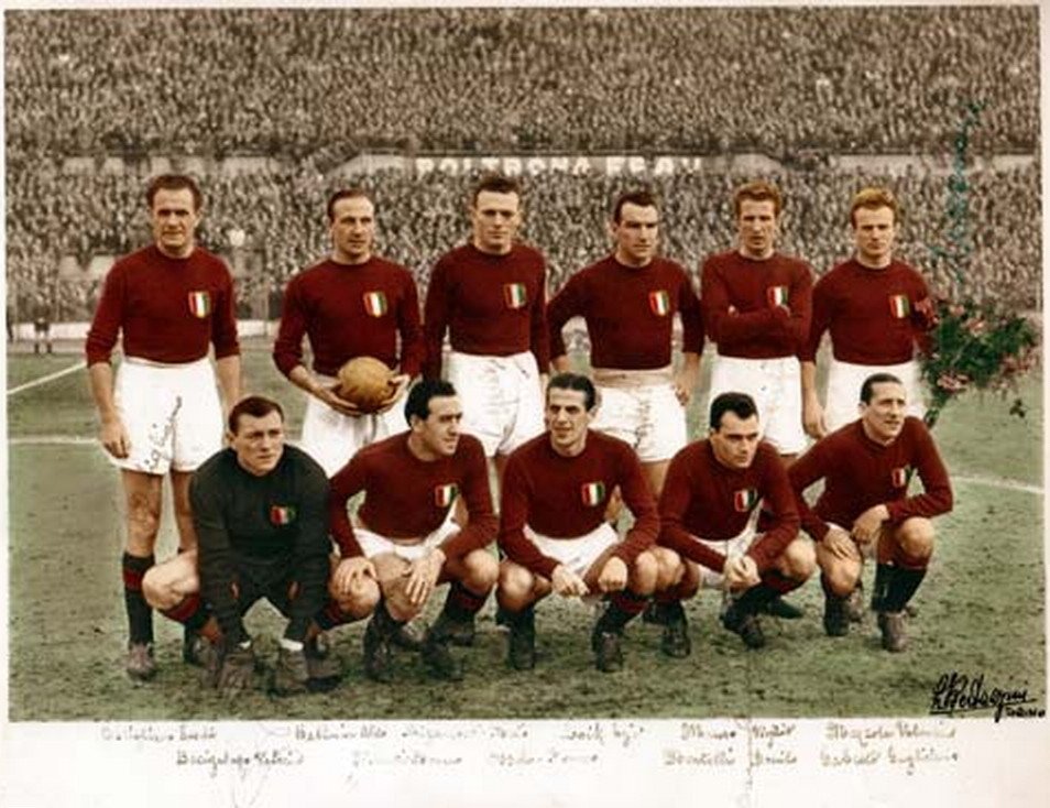 4 maggio 1949, la tragedia del Grande Torino: il mondo del calcio ricorda gli eroi immortali article-post