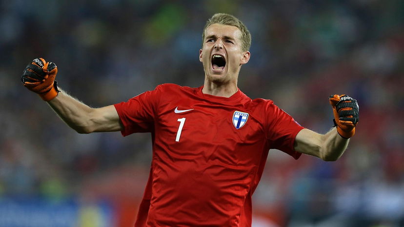 Dalla Germania: il Bayern pensa a Hradecky per il ruolo di vice Neuer preview