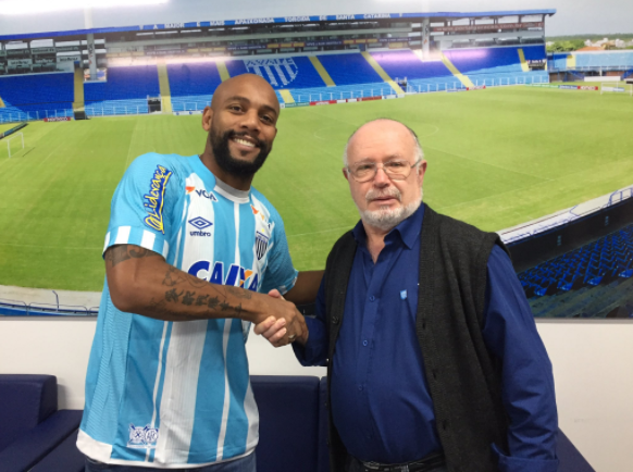 Ufficiale: l’ex Inter Maicon firma con l’Avai preview