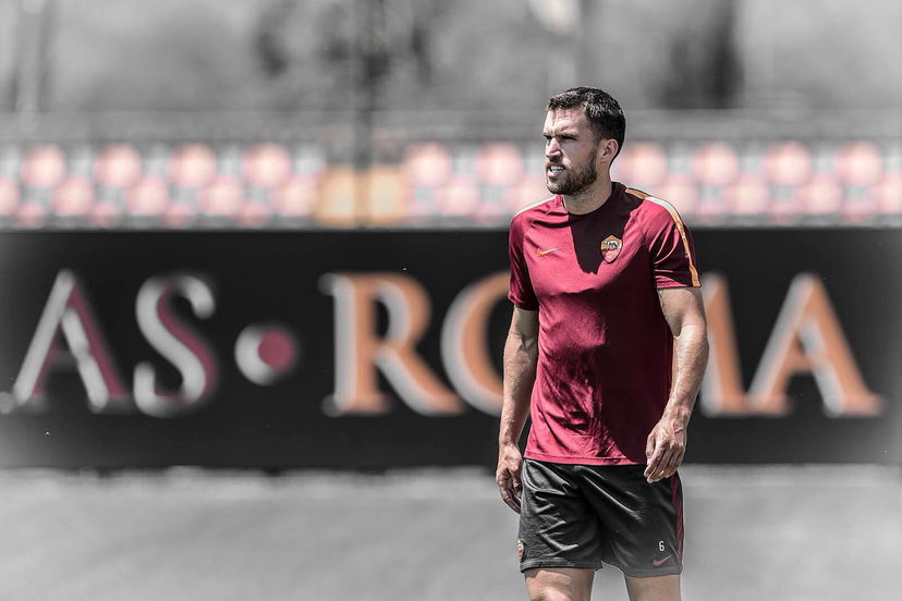 Strootman: “Futuro? Sto bene alla Roma. Se dovessero arrivare Kluivert e Ziyech…” preview