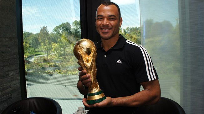 Cafu: “Roma ha un posto speciale nel mio cuore. Avevo firmato per lo Yokohama, poi arrivò la chiamata di Ancelotti” article-post