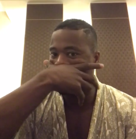 Evra duro con Douglas Costa: “Lo sai che il simbolo della Juve è una zebra e non…” article-post