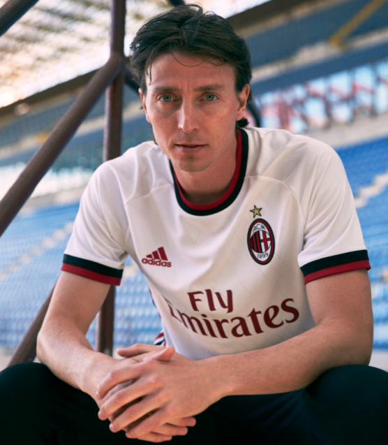 Milan, problema ai flessori per Montolivo. Il report article-post