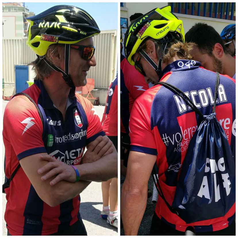 Nicola mantiene la promessa: da Crotone a Torino in bici. Le foto preview