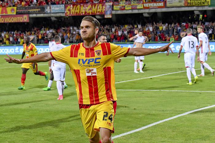 GEORGE PUSCAS, L’EROE DELLA FAVOLA BENEVENTO preview