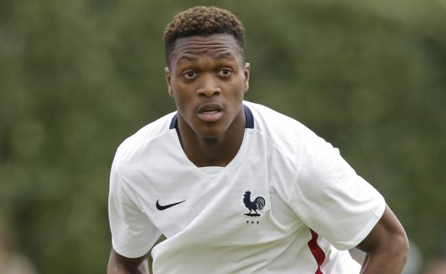 Ufficiale: Borussia Dortmund, preso il giovane Zagadou preview