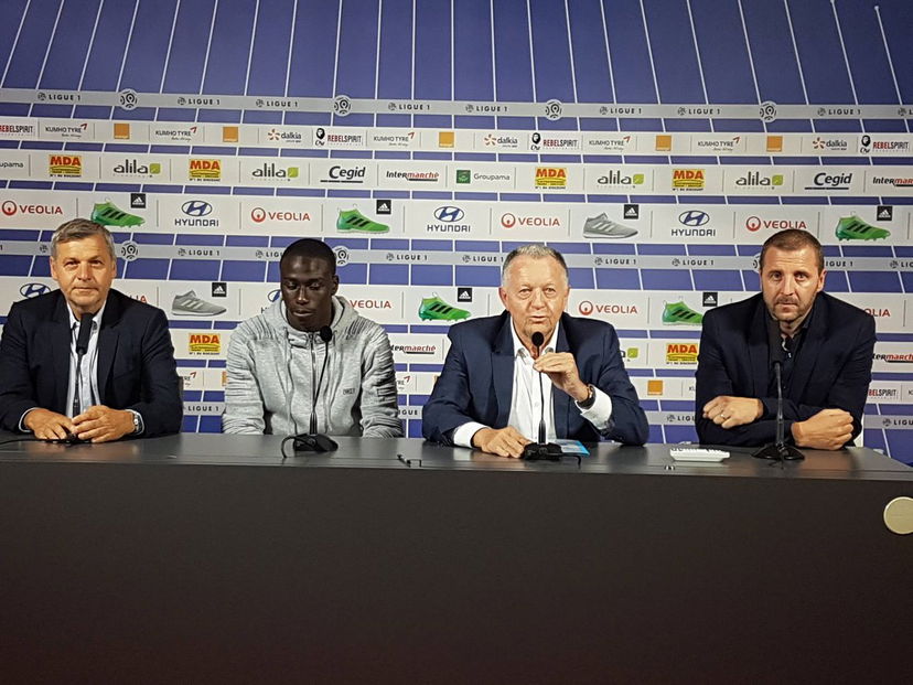 Ufficiale: Lione, ecco Ferland Mendy preview