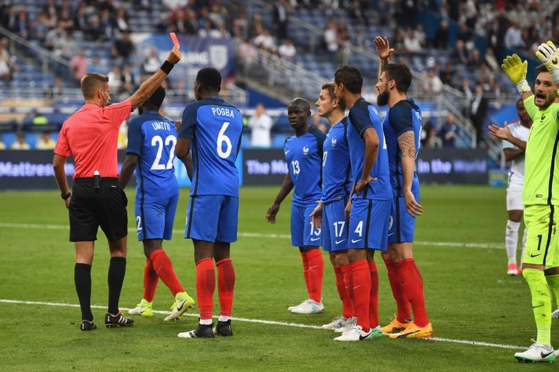 Amichevoli Nazionali: la Francia in 10 stende l’Inghilterra. Massa, espulsione storica con VAR preview