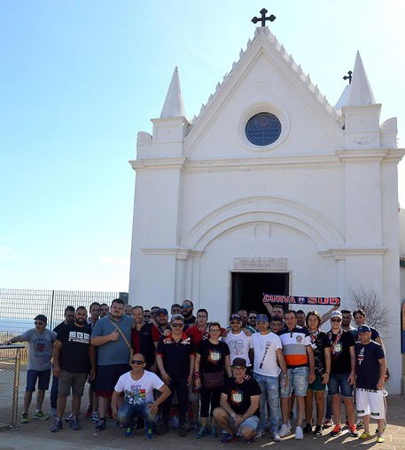 Crotone, tifosi in pellegrinaggio dopo la salvezza preview