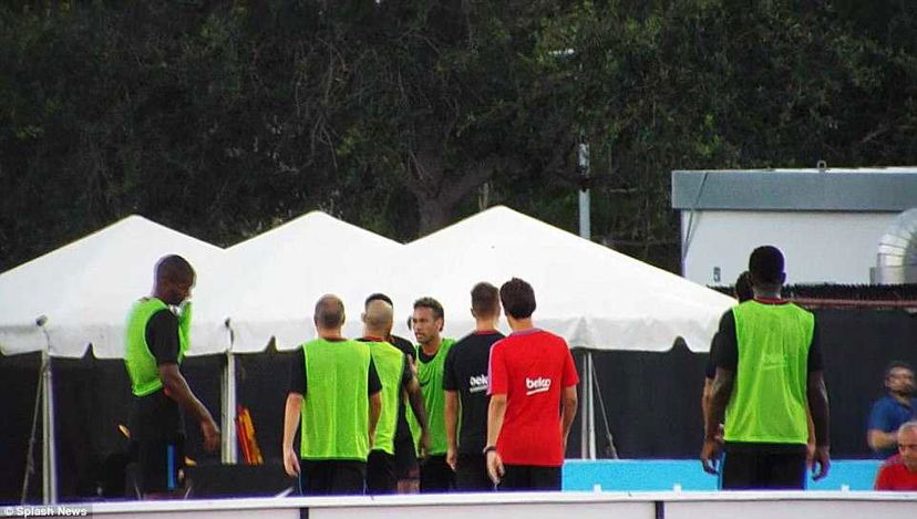 Barcellona: rissa tra Neymar e Semedo durante l’allenamento preview