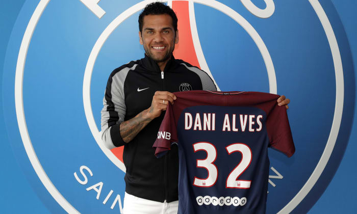 Dani Alves: “Alla Juve non ero felice perché…” preview