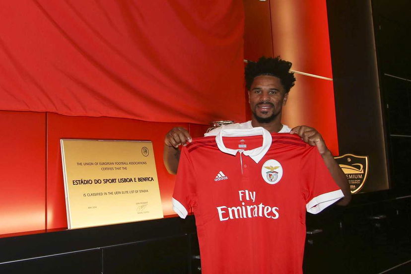 Ufficiale: Benfica, c’è il rinnovo di Eliseu preview