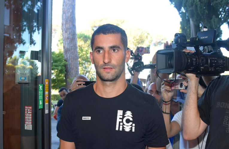 Gonalons visite arrivo Roma Twitter