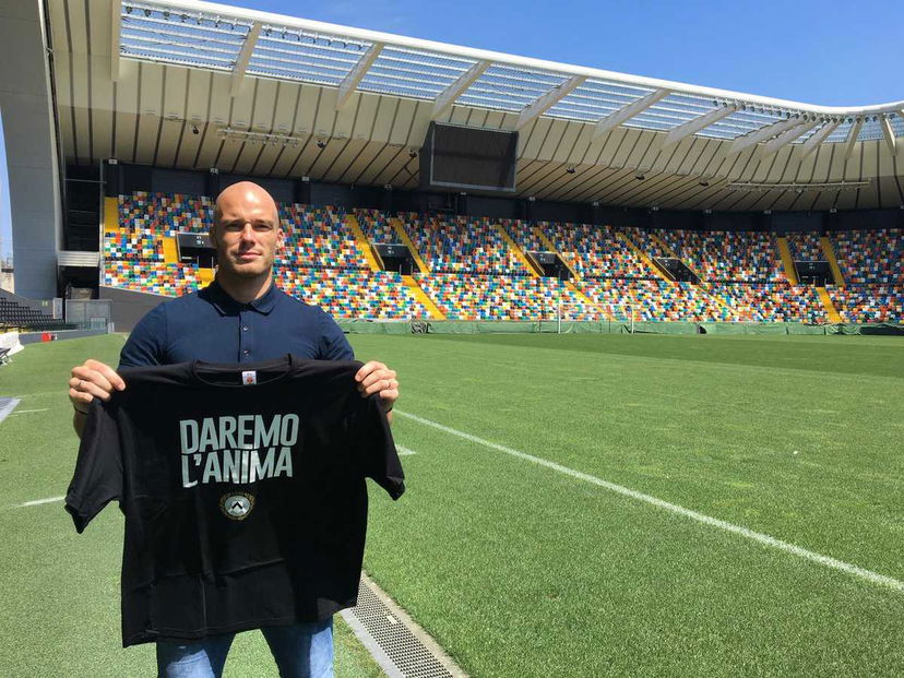 È ufficiale: Udinese, contratto quadriennale per Nuytinck preview