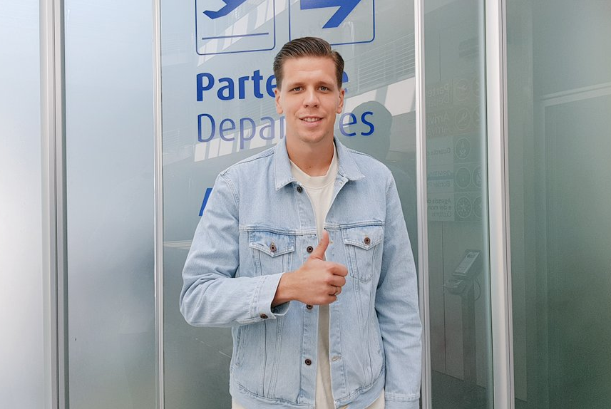 Juve, Szczesny è arrivato a Torino. La foto article-post