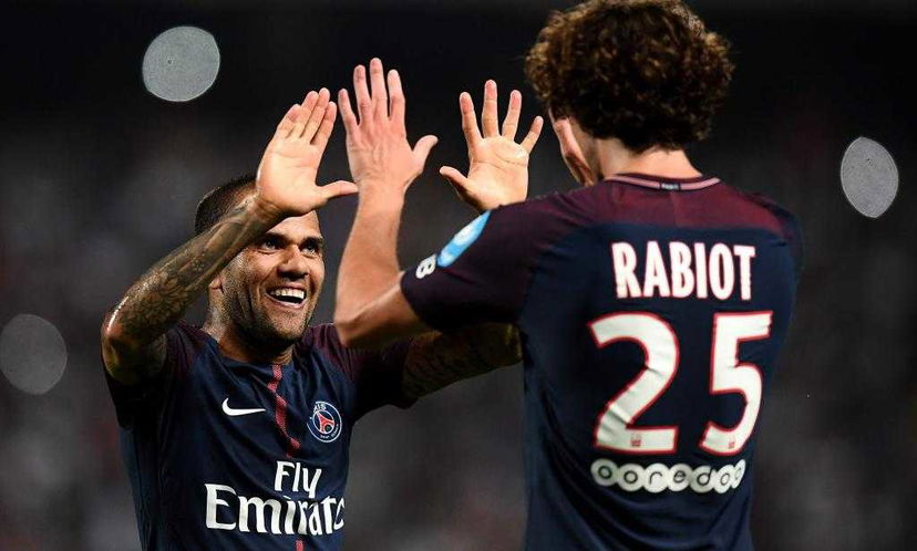 Dani Alves castiga ancora il Monaco con gol e assist: al Psg la Supercoppa di Francia preview