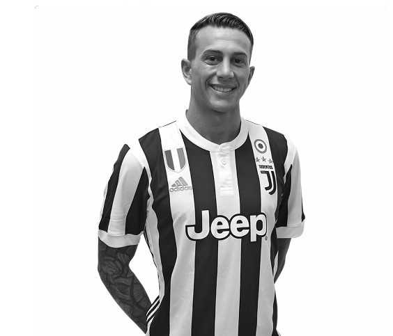 Bernardeschi: “Il paragone con Baggio? Poco rispettoso per lui, il migliore di sempre” preview