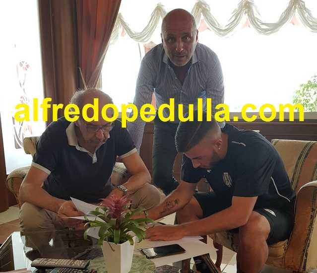Esclusiva: Setola, contratto con il Cesena fino al 2021. Ecco la foto della firma preview