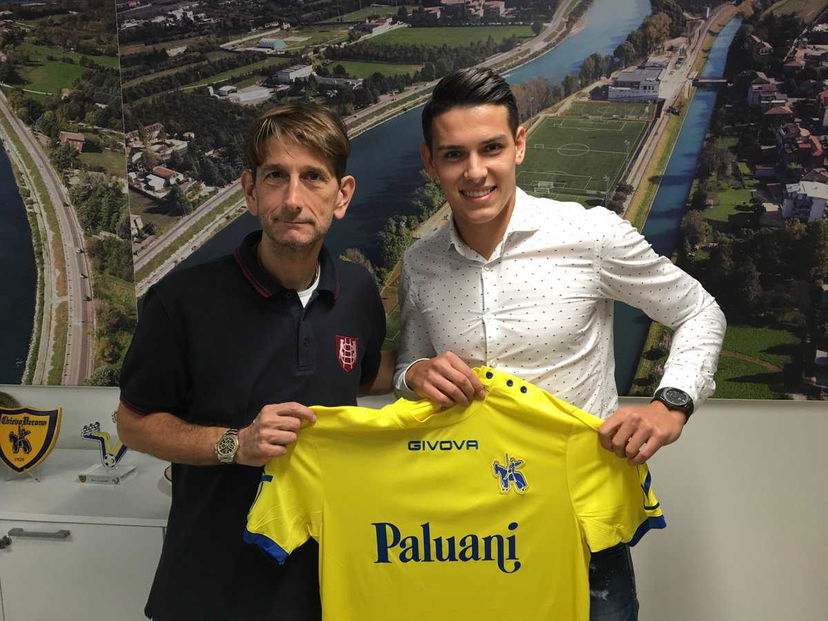 Ufficiale: Chievo, preso l’attaccante Stepinski dal Nantes preview