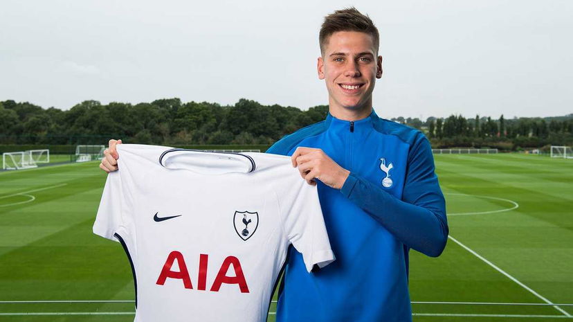 Ora è ufficiale: Tottenham, ecco Foyth. Contratto fino al 2022 preview