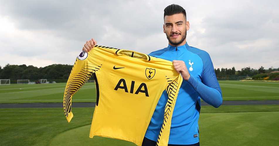 Ora è ufficiale: Tottenham, dal Southampton arriva il portiere Gazzaniga article-post