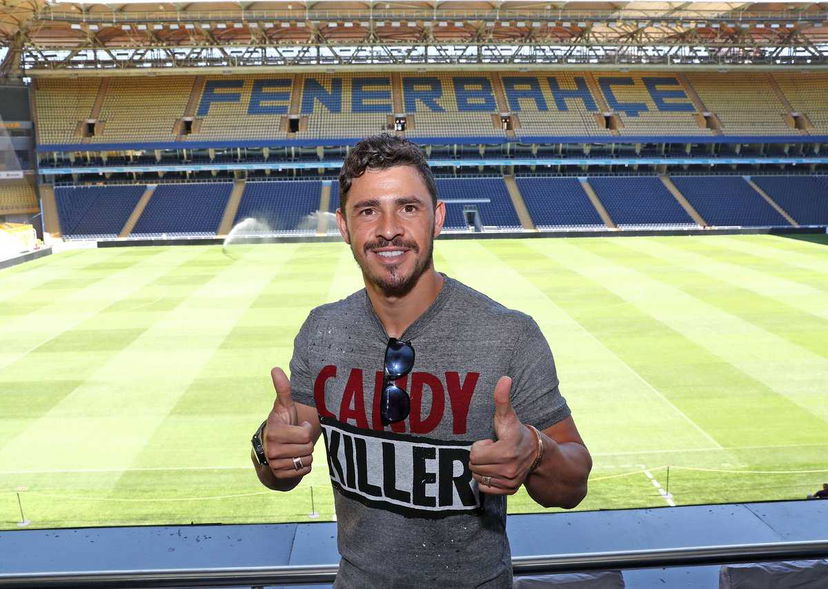 Ufficiale: Fenerbahce, acquistato Giuliano dallo Zenit preview