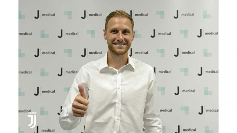Juve: terminate le visite mediche di Howedes. Presto la firma preview