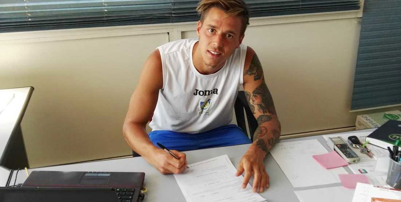 Ufficiale: Rosaia ha rinnovato con la Carrarese preview