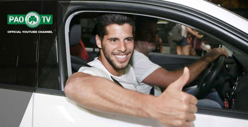 Panathinaikos, Emanuel Insua ad Atene. Visite e firma per l’argentino preview