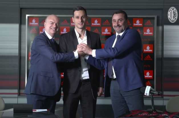 Kalinic dopo la firma: “Pronto a sacrificarmi per il Milan. Ho scelto il numero 7 perché…” preview