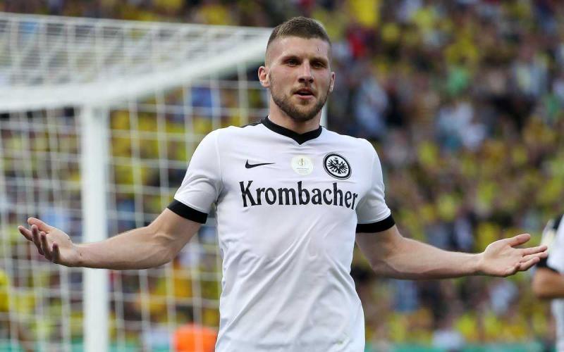 Rebic Eintracht Francoforte Twitter