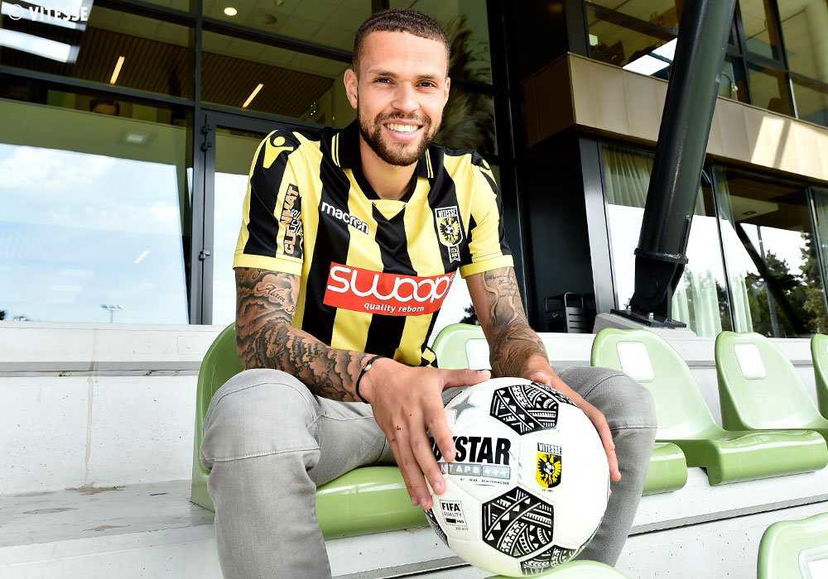 Ufficiale: Vitesse, dallo Sporting Lisbona arriva Castaignos preview