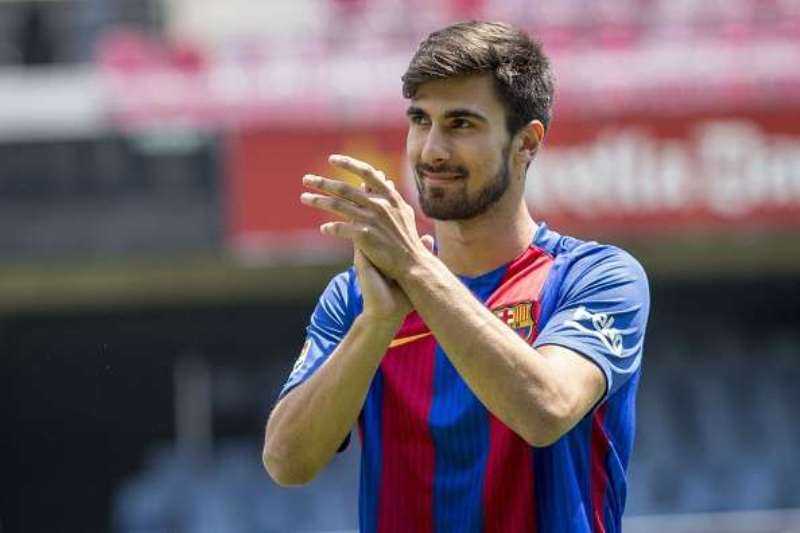 Dall’Inghilterra insistono: il Tottenham su André Gomes preview