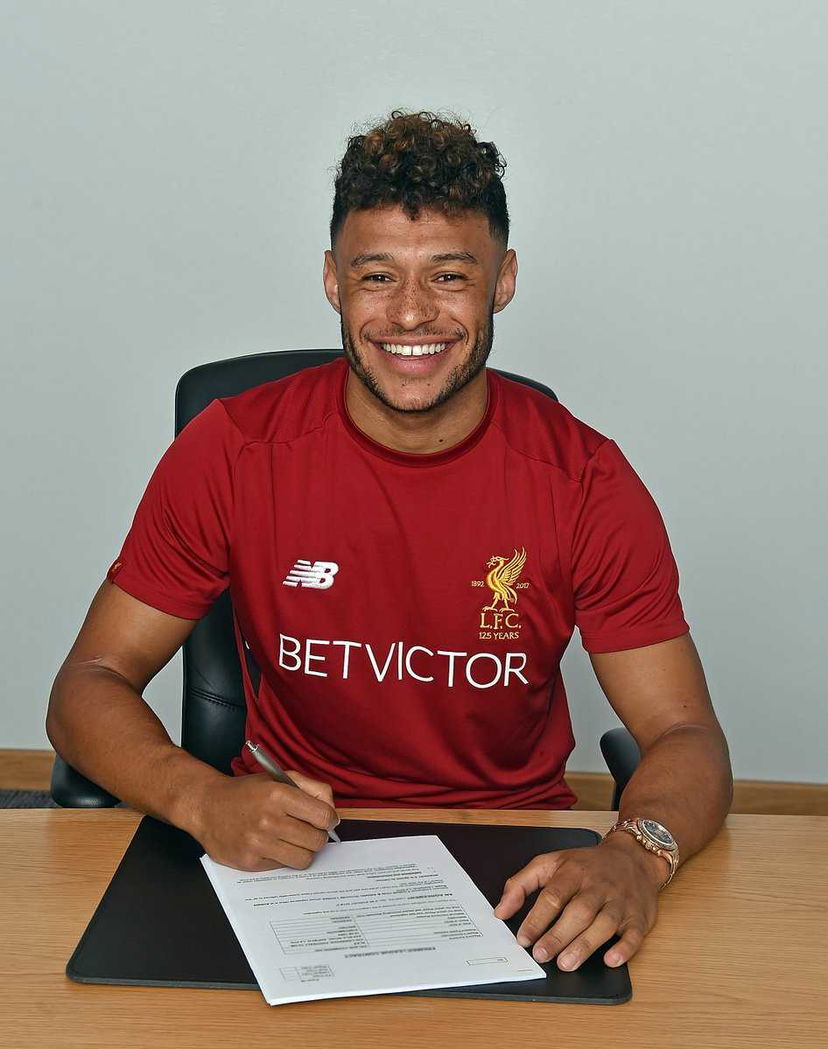 Ufficiale: Liverpool, colpo Oxlade-Chamberlain preview