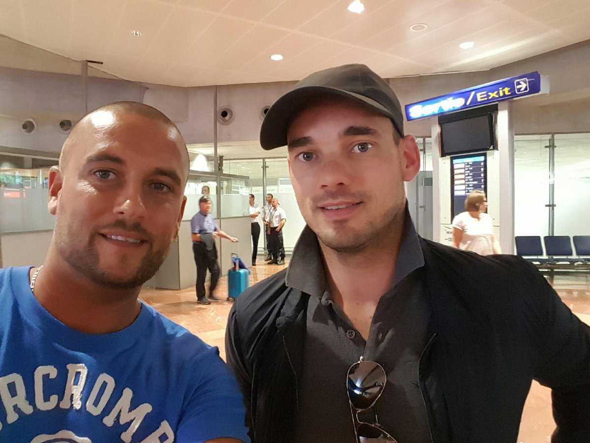 Confermato: Wesley Sneijder è arrivato a Nizza. Ora… article-post