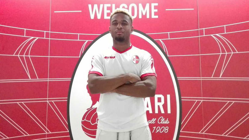 Ufficiale: colpo Bari, preso l’ex Ajax Djavan Anderson. Il comunicato preview